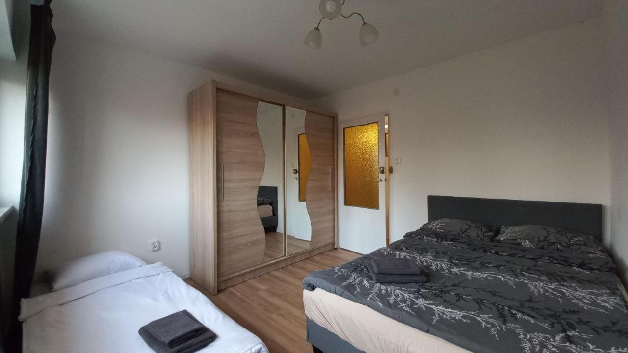Apartrooms Wielunska Warschau Buitenkant foto