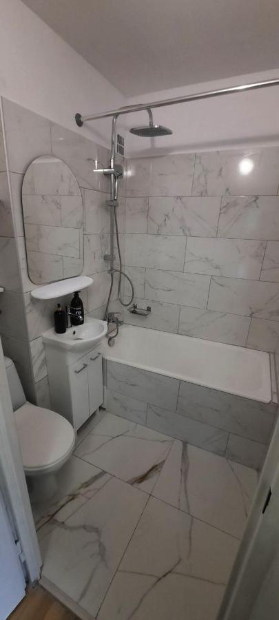 Apartrooms Wielunska Warschau Buitenkant foto
